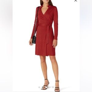 DVF red jeanne wrap dress size M new with tag